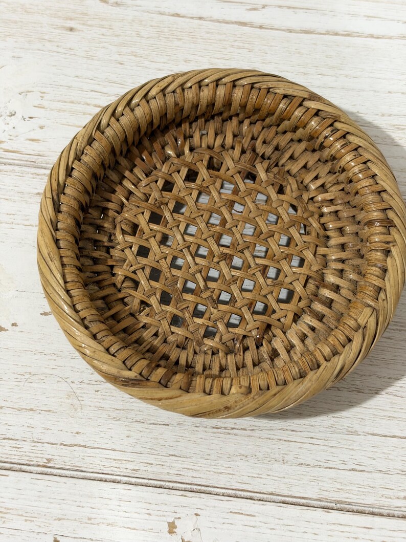 Woven Rattan Coaster, Natural Brown, Raised Rim Table Decor