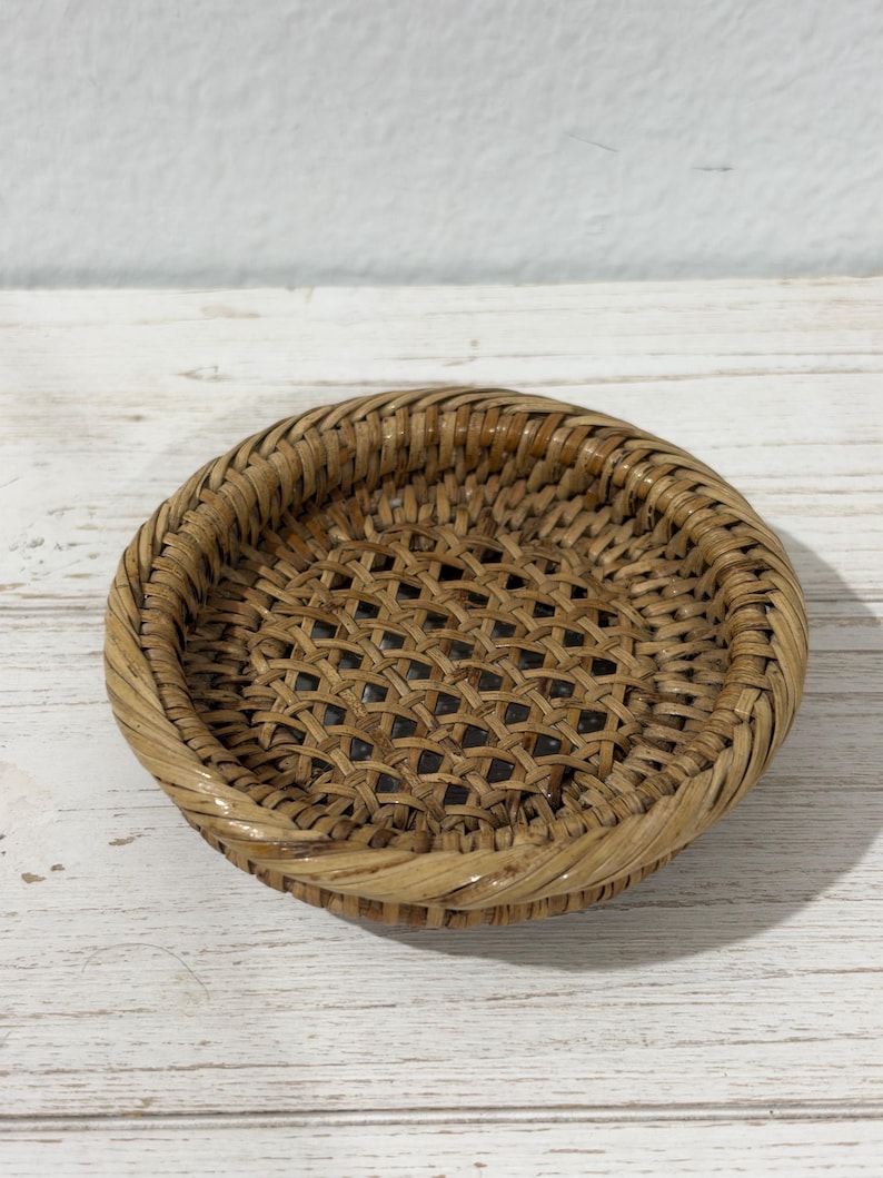 Woven Rattan Coaster, Natural Brown, Raised Rim Table Decor