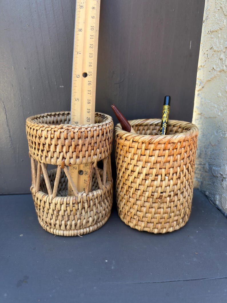 Handwoven Rattan Pencil Holder, Natural Wicker Desk Organizer, Rustic Storage Basket, Boho Home Office Decor, Artisan Gift