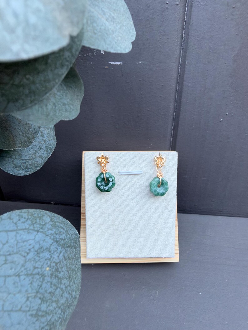 Handmade Green Stone Flower Dangle Earrings, Gold Tone Wire Wrapped, Nature-Inspired Jewelry